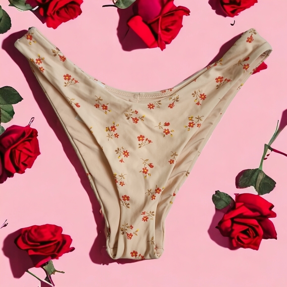 AERIE Bikini Bottom - Picture 4 of 8